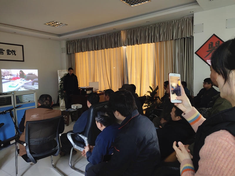 �{����˾�M�����_������ȫ��Ӗ