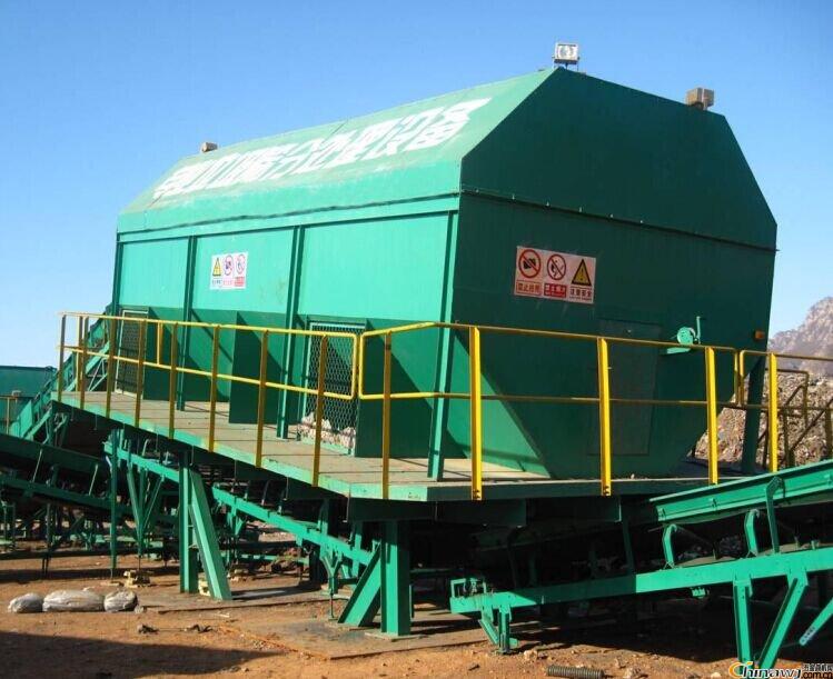 �{�������L�x�C�O��  �����՚���x�C